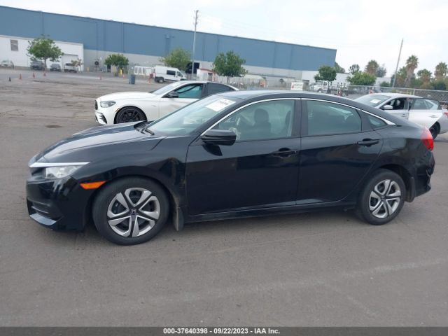 19XFC2F53JE039013 Honda Civic Sedan Lx