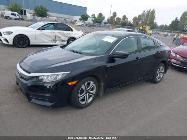 19XFC2F53JE039013 Honda Civic Sedan Lx