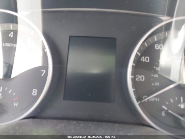Hyundai ELANTRA SEL 2018 5NPD84LF7JH295796 Image 15