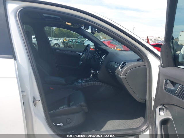 WAUBGAFL1FA052037 Audi S4 Premium Plus