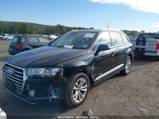 WA1LAAF75KD011716 Audi Q7 Premium Plus