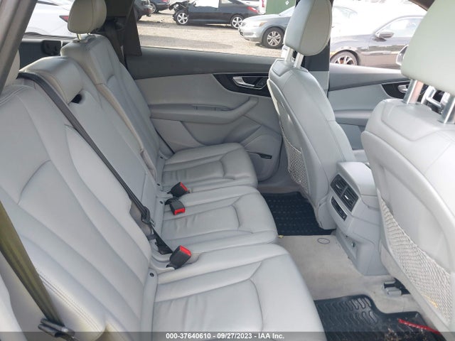WA1LAAF75KD011716 Audi Q7 Premium Plus