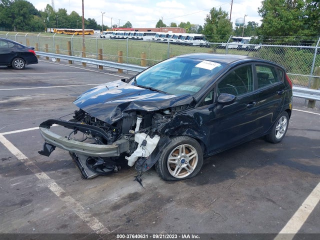 Ford FIESTA SE 2019 3FADP4EJ9KM131553 Image 2