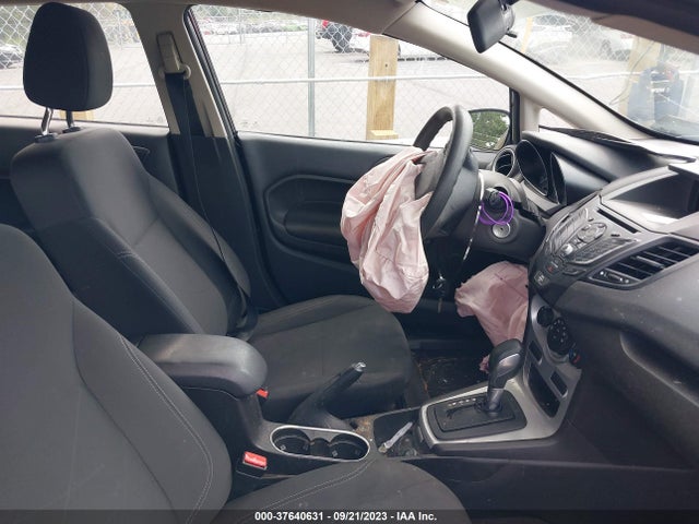 Ford FIESTA SE 2019 3FADP4EJ9KM131553 Image 5