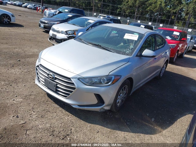 Hyundai ELANTRA SE 2017 5NPD74LF5HH162810 Image 2