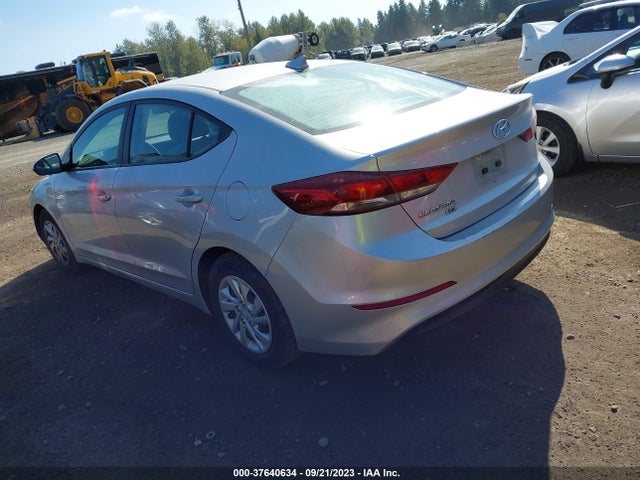 Hyundai ELANTRA SE 2017 5NPD74LF5HH162810 Image 3