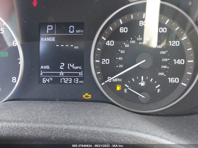 Hyundai ELANTRA SE 2017 5NPD74LF5HH162810 Image 7