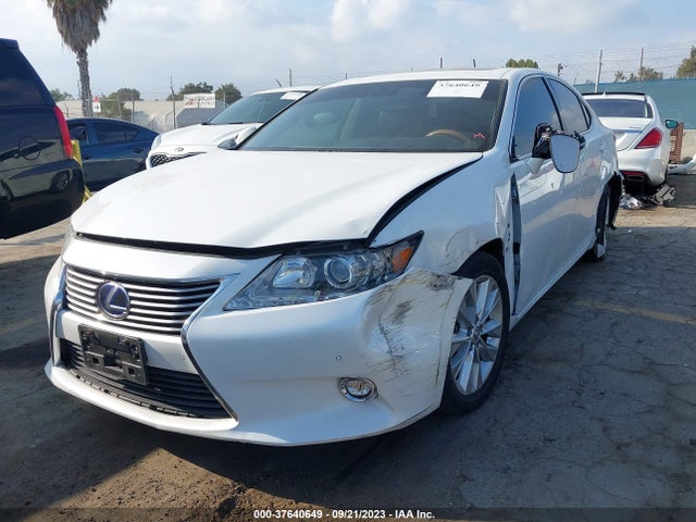 JTHBW1GG1F2092781 Lexus Es 300h Hybrid