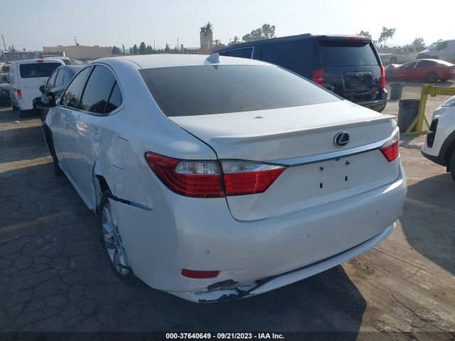 JTHBW1GG1F2092781 Lexus Es 300h Hybrid