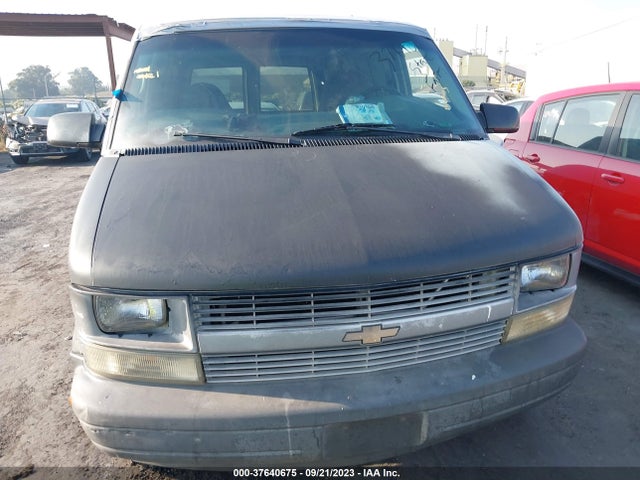 2000 CHEVROLET ASTRO CARGO VAN VIN: 1GCDM19W5YB100856