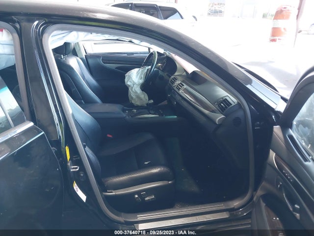 Lexus LS 460 2014 JTHBL5EF5E5128401 Image 5