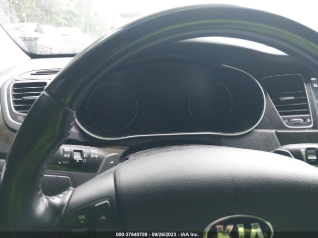KNALN4D71F5172673 KIA Cadenza Premium