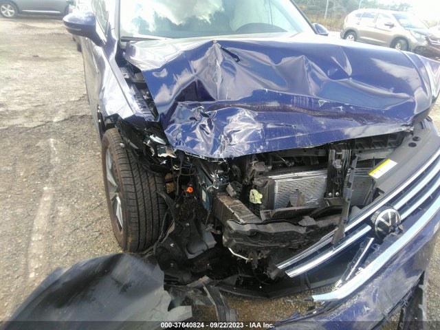 3VV2B7AX7NM135800 Volkswagen TIGUAN SE
