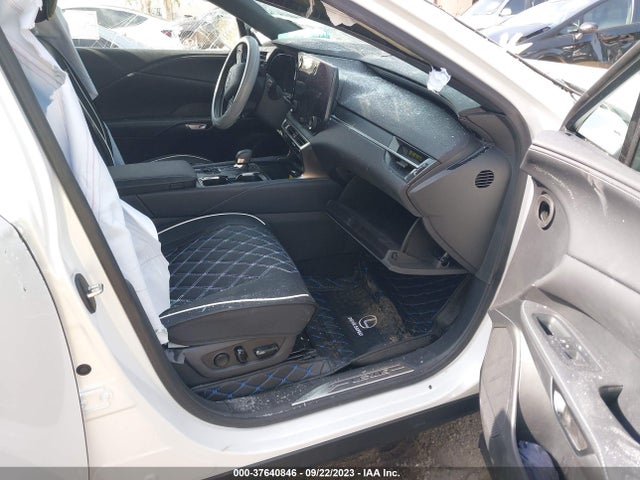 2023 Lexus RX, VIN: 2T2BBMCA7PC010986