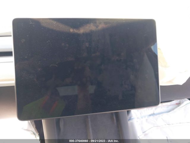 7SAYGDEF8PA049302 Tesla Model Y Performance