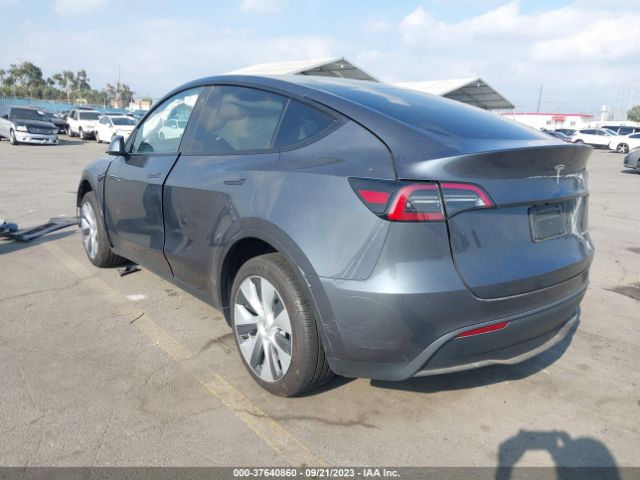 7SAYGDEF8PA049302 Tesla Model Y Performance