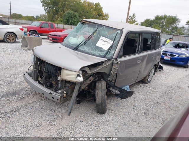 2005 SCION XB VIN: JTLKT334354002068