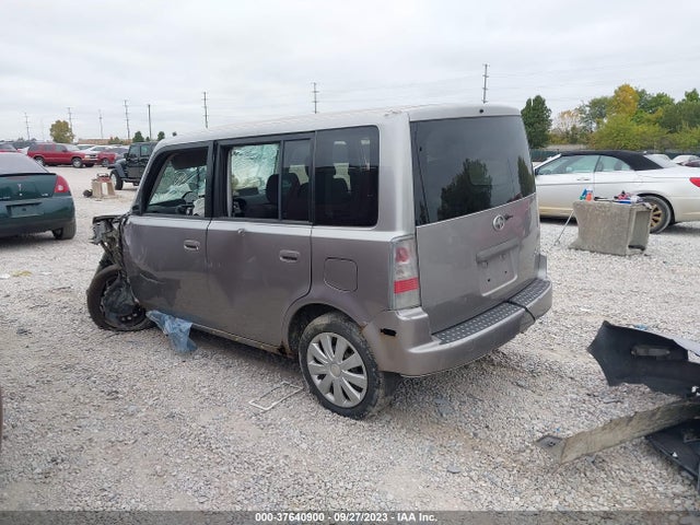2005 SCION XB VIN: JTLKT334354002068