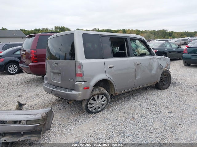 2005 SCION XB VIN: JTLKT334354002068