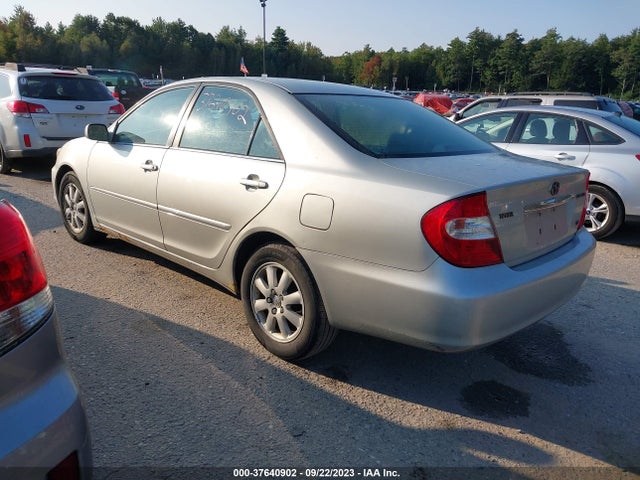2002 TOYOTA CAMRY XLE/LE/SE VIN: 4T1BF30KX2U028681
