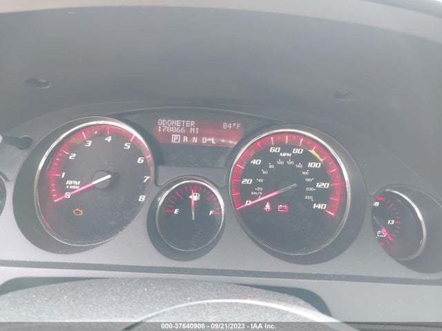 2010 GMC ACADIA SLE VIN: 1GKLRLEDXAJ152173