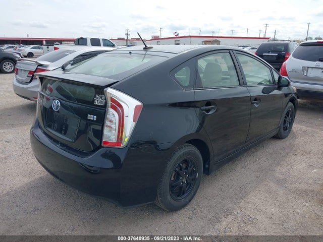 Toyota Prius Four 2015 JTDKN3DU2F0440559 Image 4