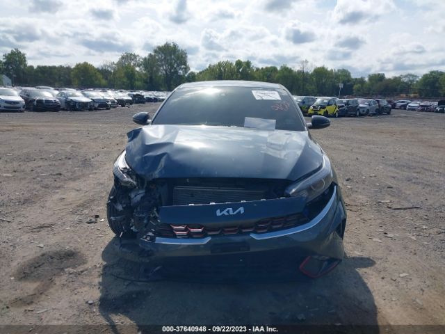 3KPF54AD8PE560502 KIA Forte Gt-line