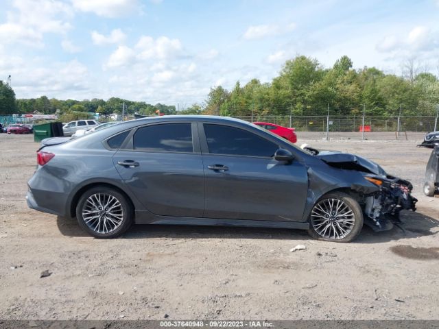 3KPF54AD8PE560502 KIA Forte Gt-line
