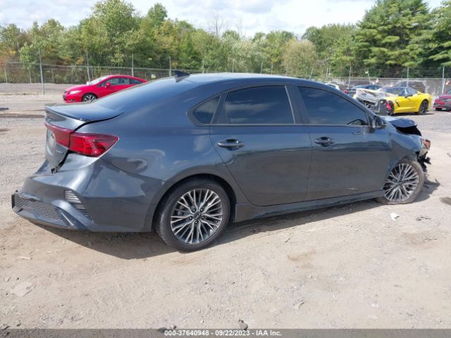 3KPF54AD8PE560502 KIA Forte Gt-line