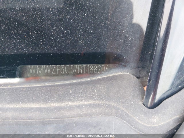 2011 MINI COOPER CLUBMAN WMWZF3C57BT188206 Photo 8