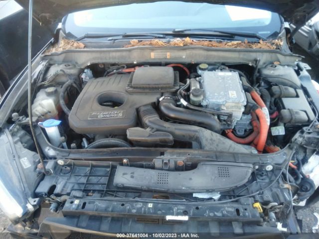3FA6P0SU6ER205521 Ford Fusion Energi Titanium
