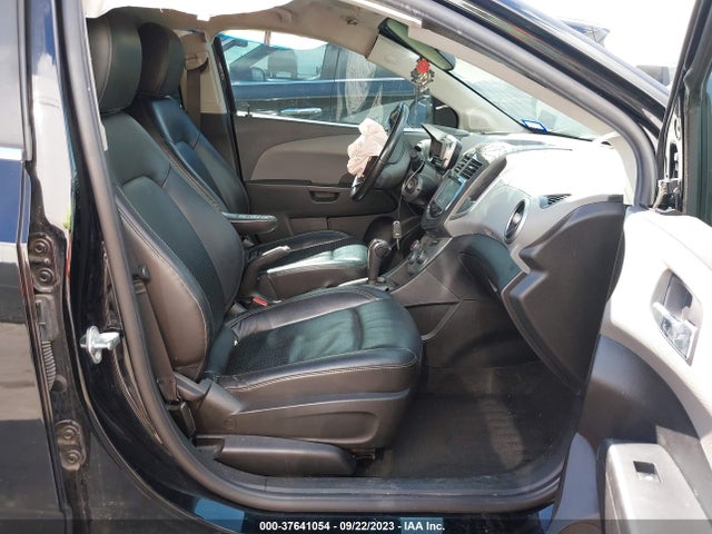 Chevrolet SONIC LTZ 2016 1G1JE5SB9G4134955 Image 5