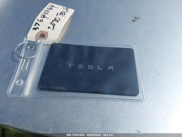2020 TESLA MODEL Y LONG RANGE VIN: 5YJYGDEE8LF059748
