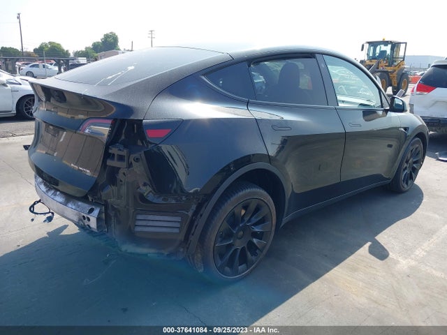 2020 TESLA MODEL Y LONG RANGE VIN: 5YJYGDEE8LF059748