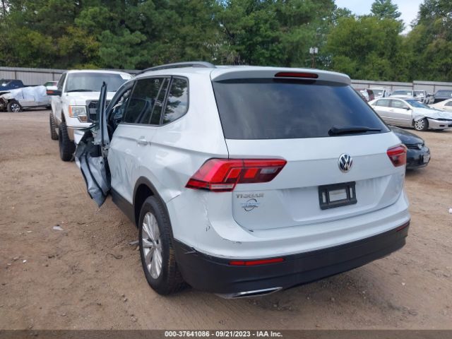 2018 VOLKSWAGEN TIGUAN 3VV1B7AX9JM090929 Photo 2
