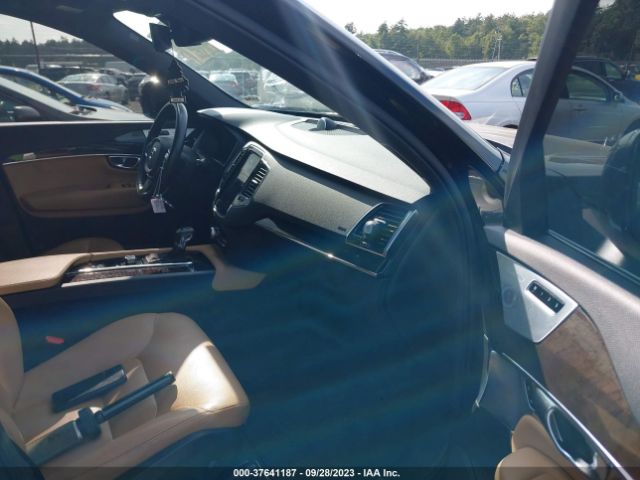 2018 VOLVO XC90 YV4A22PK0J1326150 Photo 4