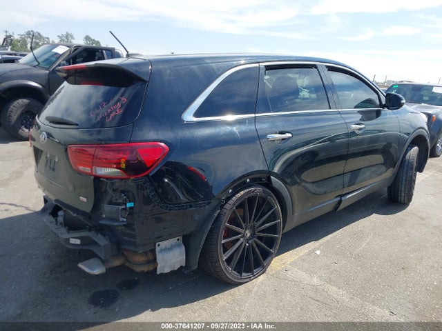 KIA SORENTO LX 2019 5XYPG4A33KG433271 Image 11