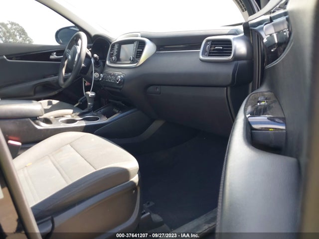 KIA SORENTO LX 2019 5XYPG4A33KG433271 Image 12