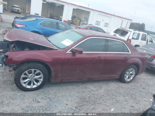 Chrysler 300 Touring 2018 2C3CCAAGXJH320434 Image 14