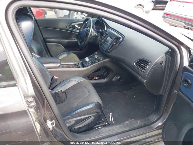 1C3CCCBB5FN698576 Chrysler 200 S