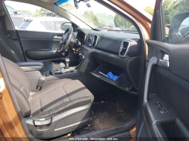 KNDPMCAC6J7365269 KIA Sportage Lx