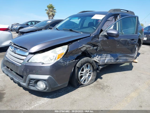 Subaru Outback 2.5i Premium 2014 4S4BRBCC5E3317192 Image 2