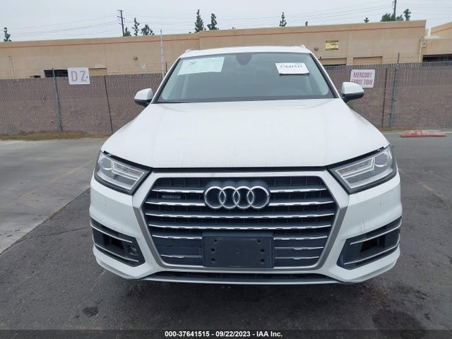 WA1AAAF76JD005882 Audi Q7 PREMIUM