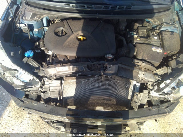 2014 HYUNDAI ELANTRA SE VIN: KMHDH4AE6EU028537