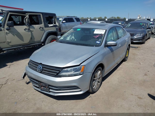 3VWD17AJ9FM220576 Volkswagen Jetta Sedan 1.8t Se W/connectivity