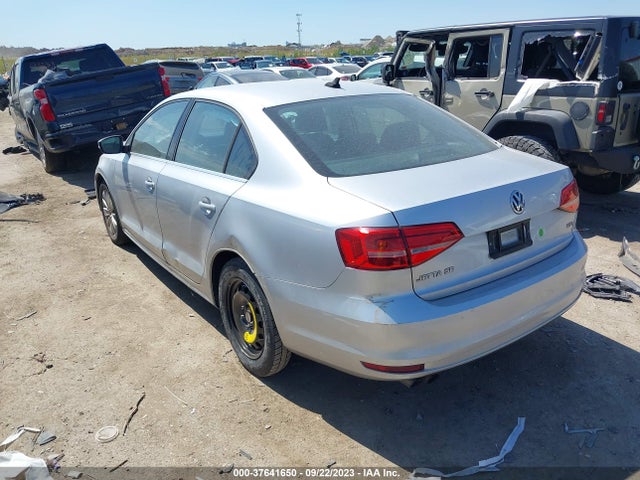3VWD17AJ9FM220576 Volkswagen Jetta Sedan 1.8t Se W/connectivity