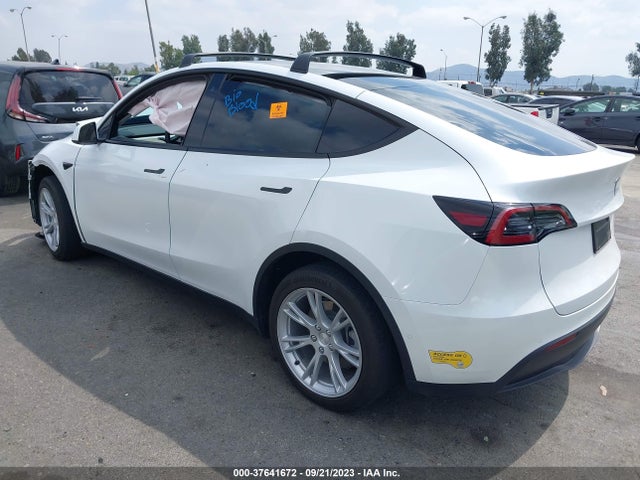 7SAYGDEE6NF491518 Tesla Model Y Long Range