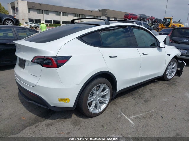 7SAYGDEE6NF491518 Tesla Model Y Long Range