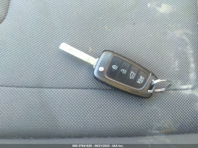 2021 HYUNDAI ELANTRA KMHLL4AGXMU173168 Photo 10