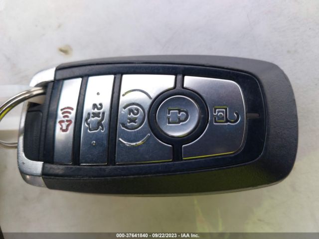 3FA6P0PU7HR180058 Ford Fusion Energi Se